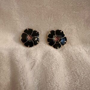 Vintage Elegant Black and Gold Floral Clip On Earrings